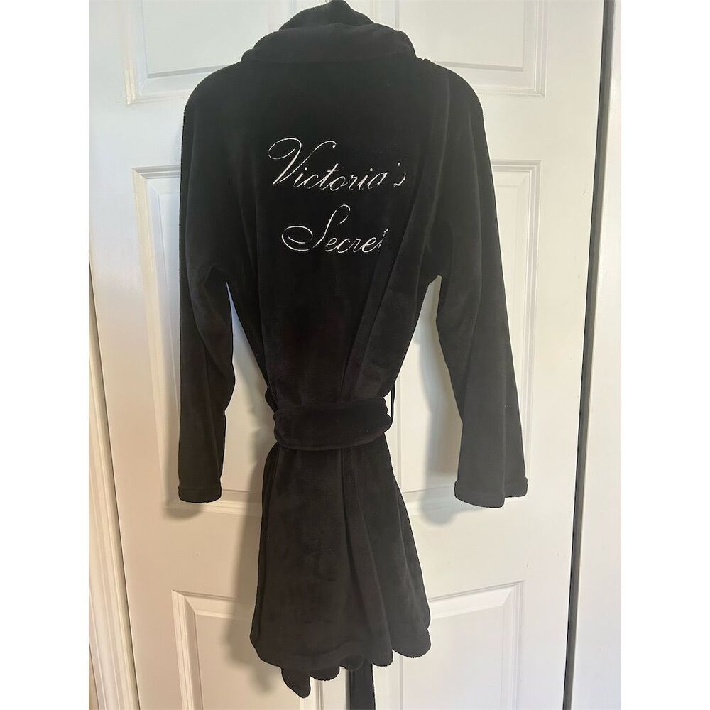 Victoria's Secret Women's Black Plush Robe with Belt Size M/L